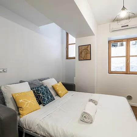 Comfortable Minutes From The - 4pcannes
